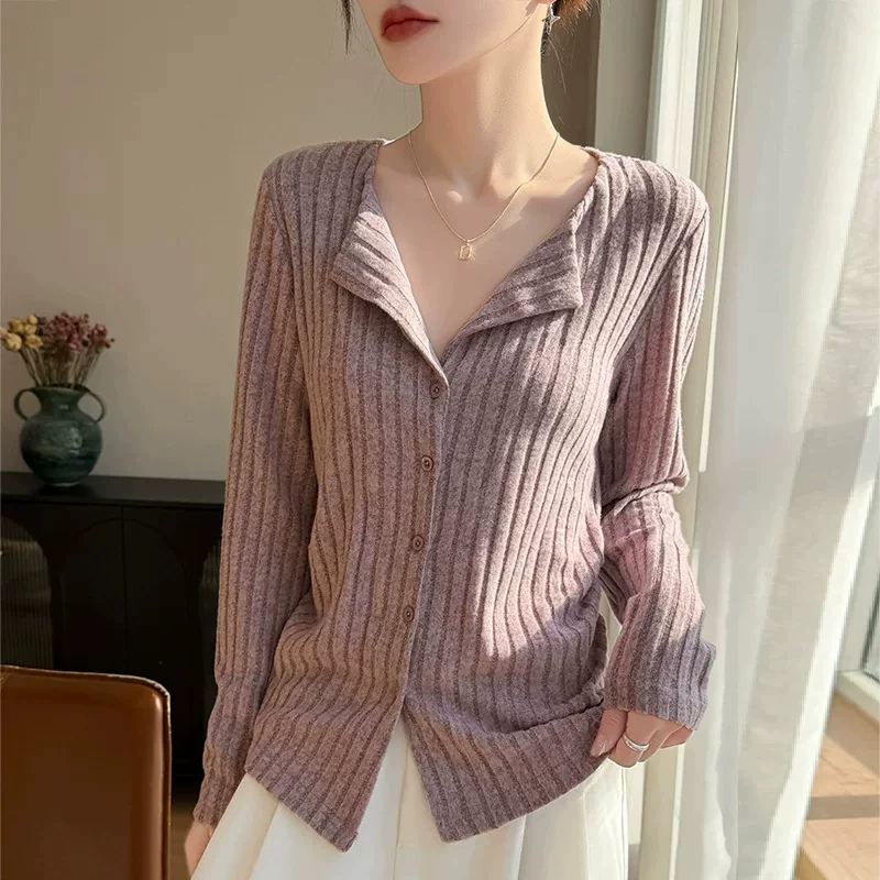 13850177.丹芙娅韩版时尚气质温柔风v领针织衫秋冬款女修身显瘦长袖打底衫上衣