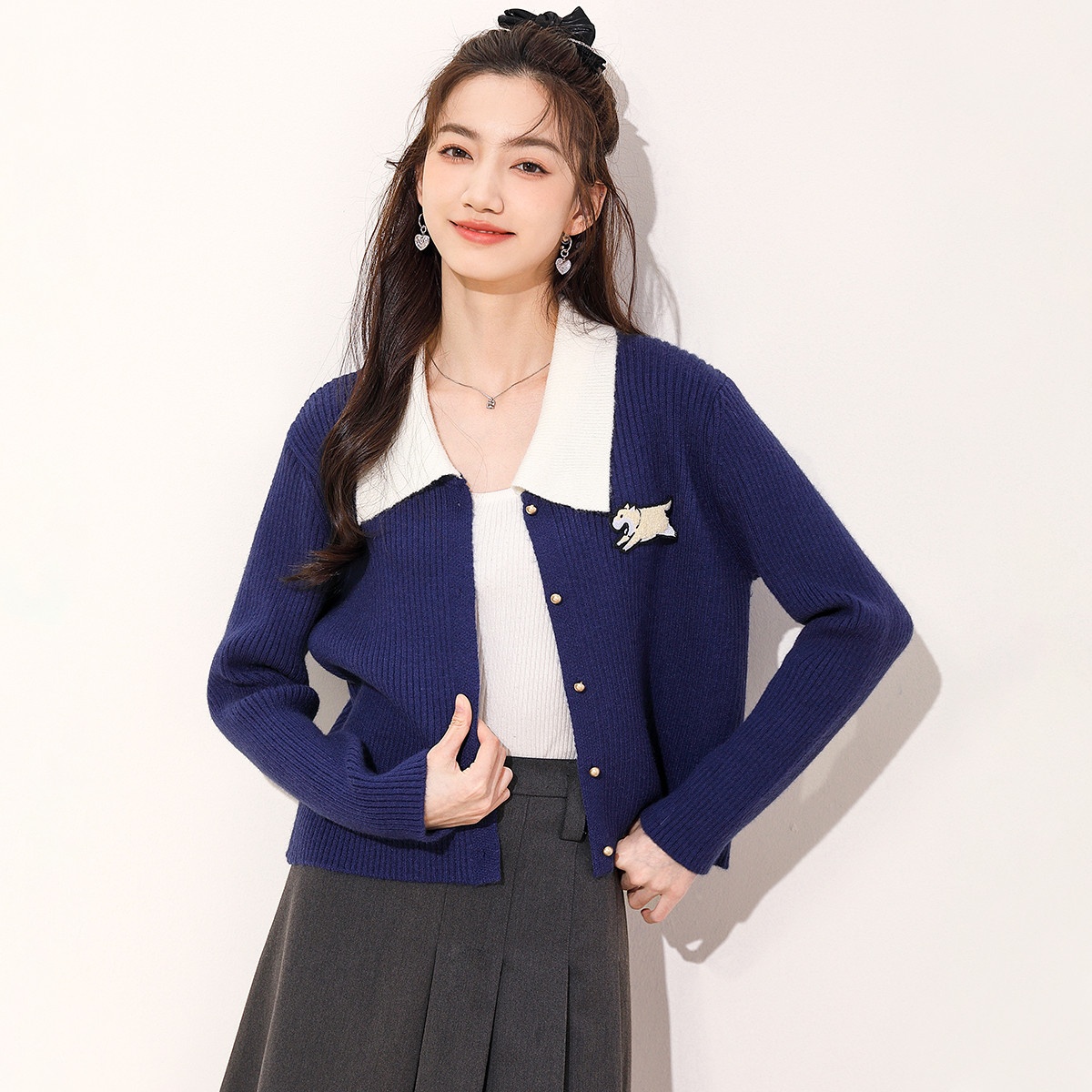13848966.it ccaabb针织开衫女秋季撞色翻领长袖修身短款毛衣外套女
