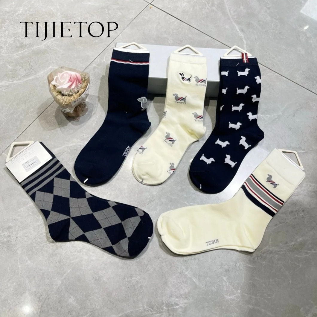 13680994.2026新款潮牌纯棉袜子女ins风潮流百搭中筒袜 (1盒5双) 09011268