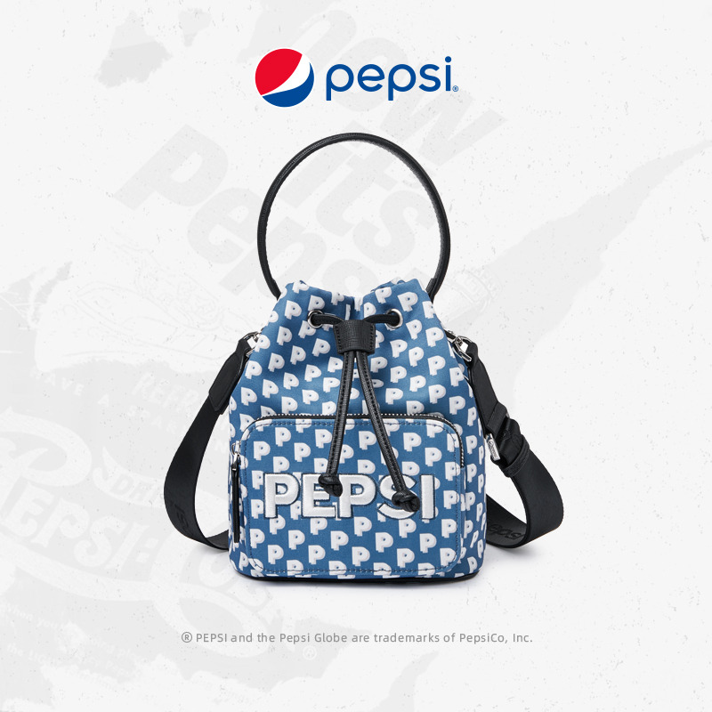 6862897.Pepsi百事 时尚尼龙休闲潮流个性单肩斜挎手提经典水桶包
