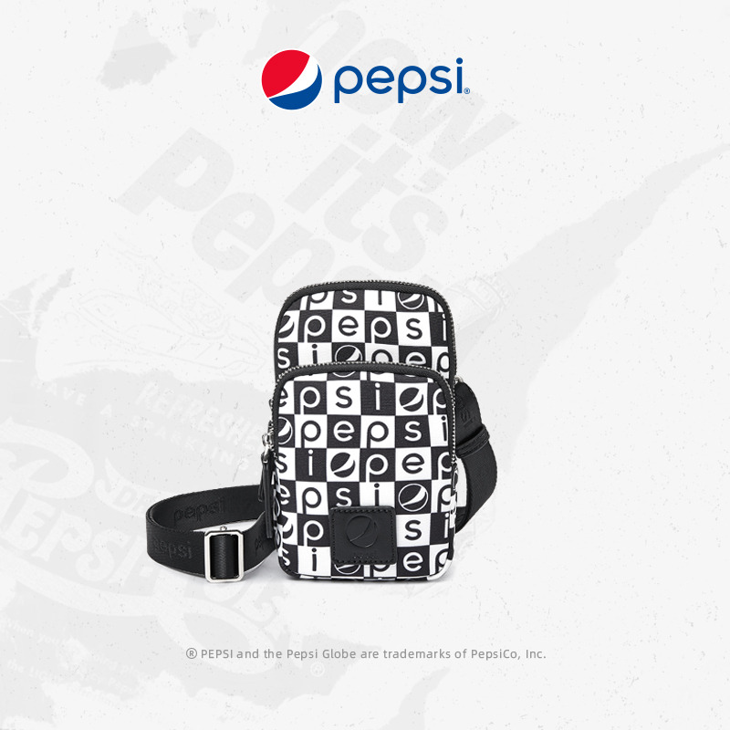 7319262.Pepsi百事 新品休闲满印经典印花格子腰包简约潮流胸包小包