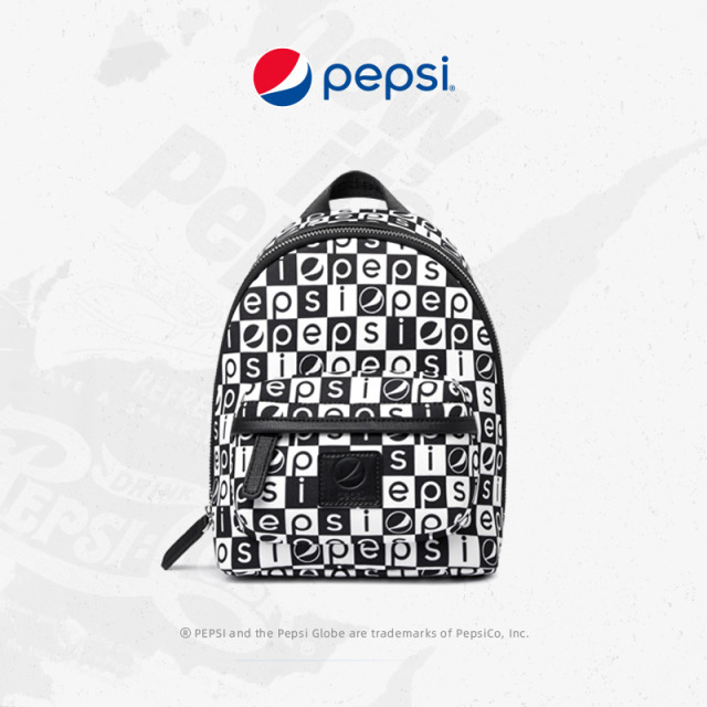 7319629.Pepsi百事 时尚休闲潮流个性经典印花格子百搭双肩包