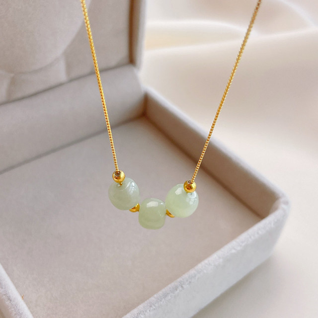 7437940.(三生三世)14K包金天然和田玉锁骨链爆款
