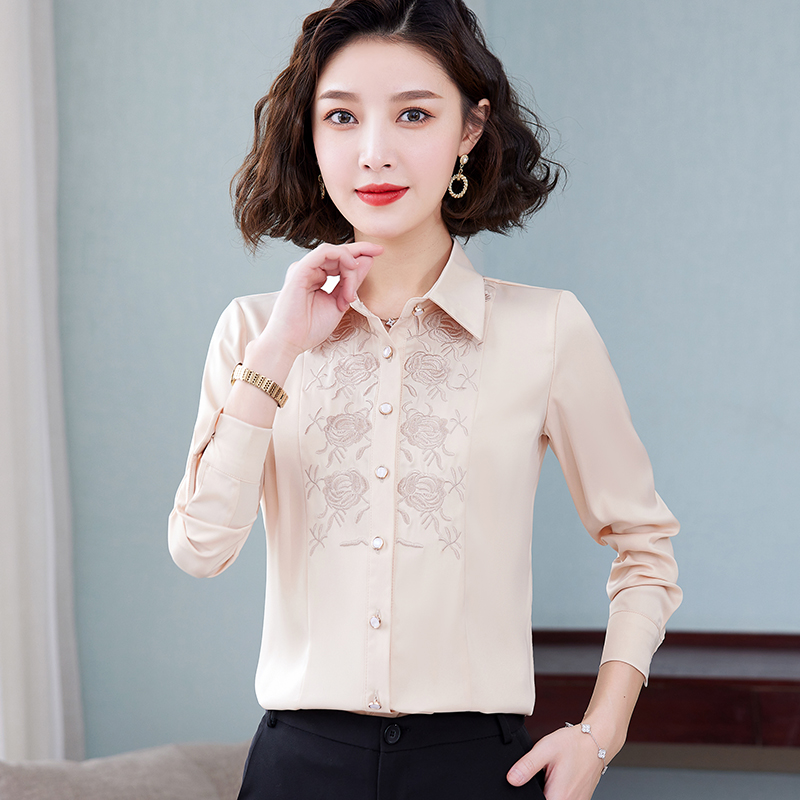 7434711.七玻威春秋新款修身显瘦女式优雅气质长袖衬衫【七玻威女装1】