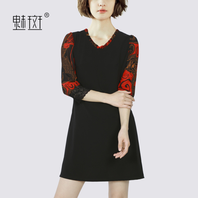 7816850.魅斑假两件V领七分袖时尚优雅A字裙子