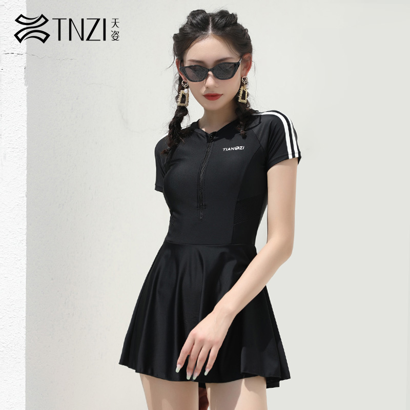 7905435.【专柜同款】TNZI天姿游泳衣女新款短袖连体裙式保守休闲遮肚显瘦温泉大码泳装