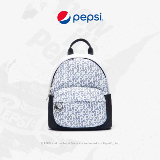 6356489.Pepsi百事 时尚男女包潮酷百搭简约尼龙轻便舒适双肩包