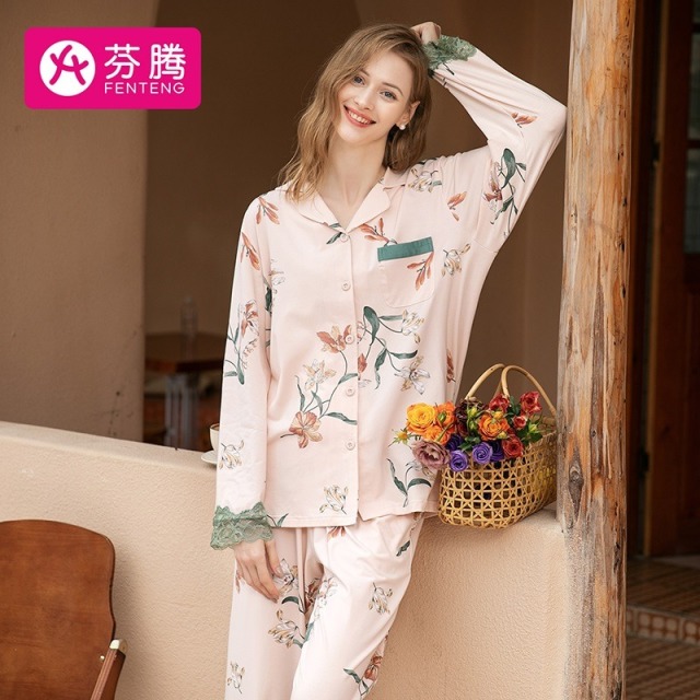 8832579.芬腾【全棉温柔花卉套装】春夏优雅翻领系扣可外穿家居服内衣女士睡衣女