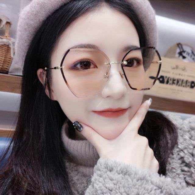 8940576.凯撒墨镜女2023年新款潮高级感ins防紫外线大脸显瘦太阳眼镜夏季防晒