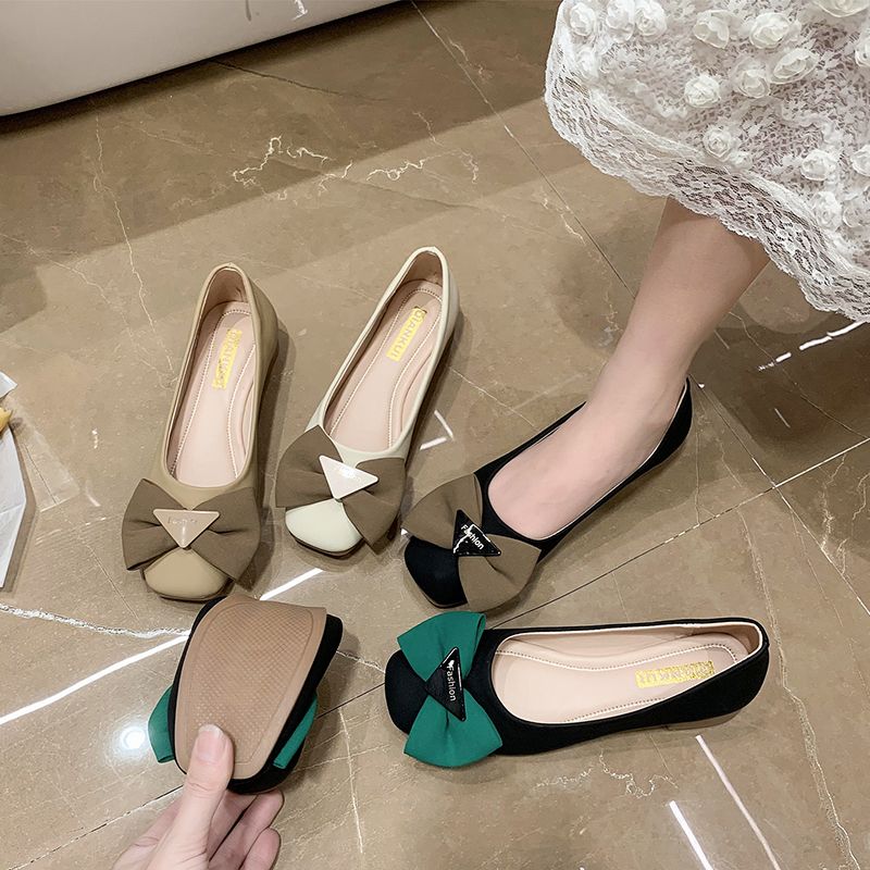 13359559.曼丽玲四季款女士低跟平底单鞋